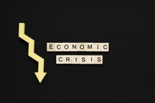 Crises économiques et financières : décrypter les mécanismes et maximiser vos stratégies